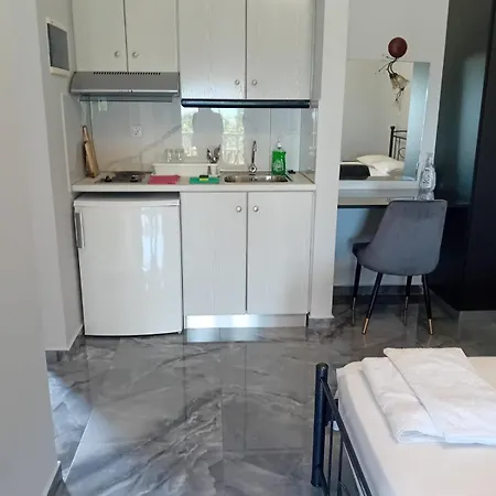 Eleni's Apartament *