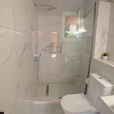 Eleni's Apartament