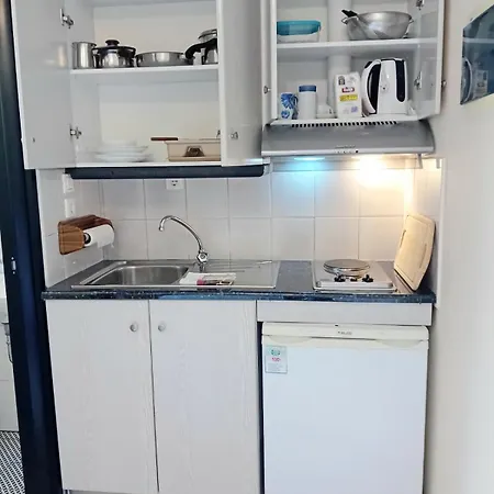 Eleni's Apartament *