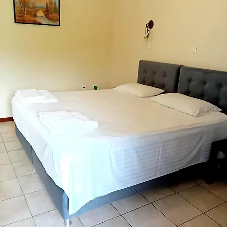 Eleni's Apartamento Katelios