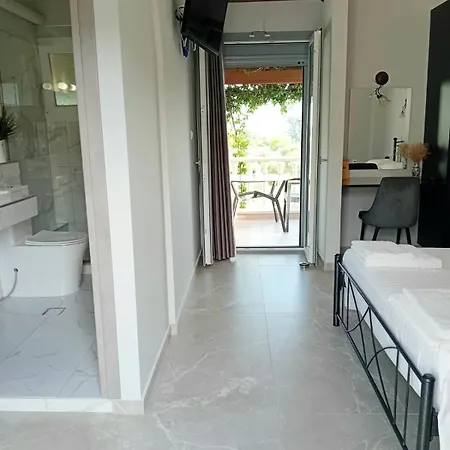 Eleni's Apartamento Katelios